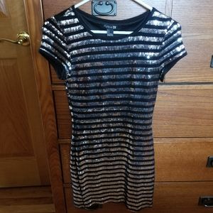 NEW! Forever 21 dress🚨🚨🚨